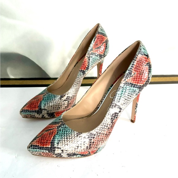 Jessica Simpson heels - Picture 2 of 11